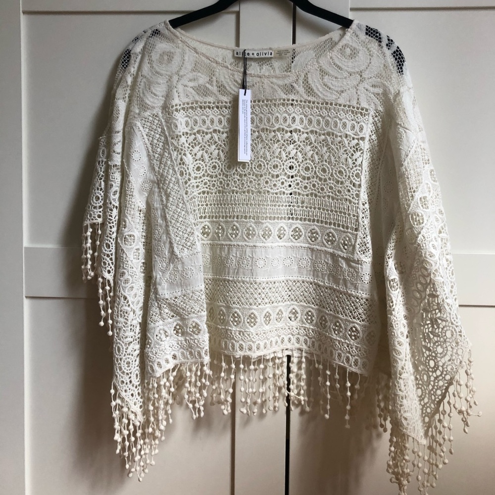 Alice + Olivia Lace Fringe Ivory Top XS/S NWT
